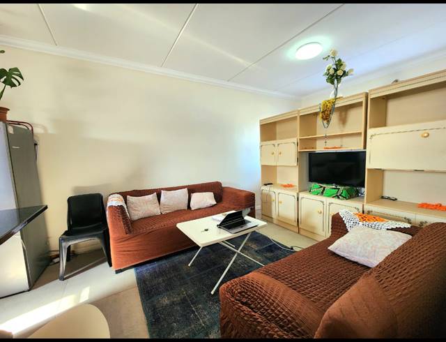 2 BEDROOM APARTMENT FOR SALE IN GOODWOOD ESTATE